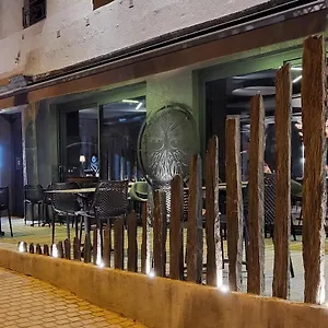*** Hotel Logis Restaurant Gilles Moreau France