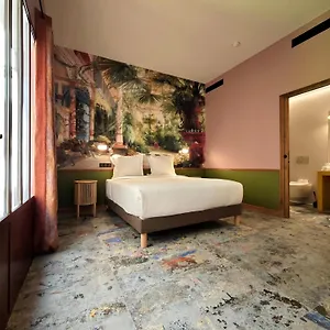 Relais Monceau Hotel