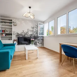  Appartement Paris: 2p Refait à Neuf Et Idéalement Desservi France